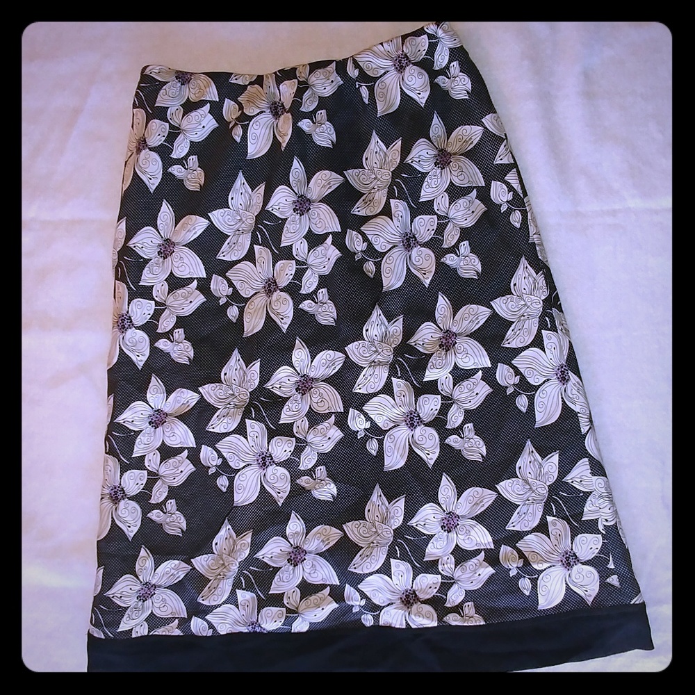 Floral Silk Skirt - Size 2 - Casual Corner